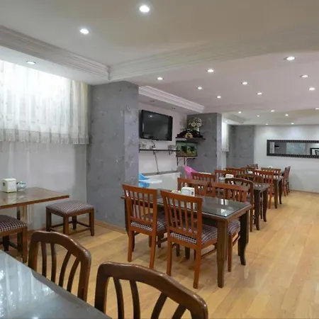 Akyildiz 2* Istanbul