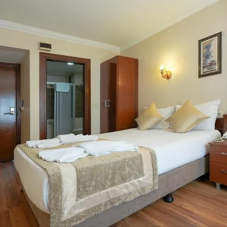 Akyildiz 2* Istanbul